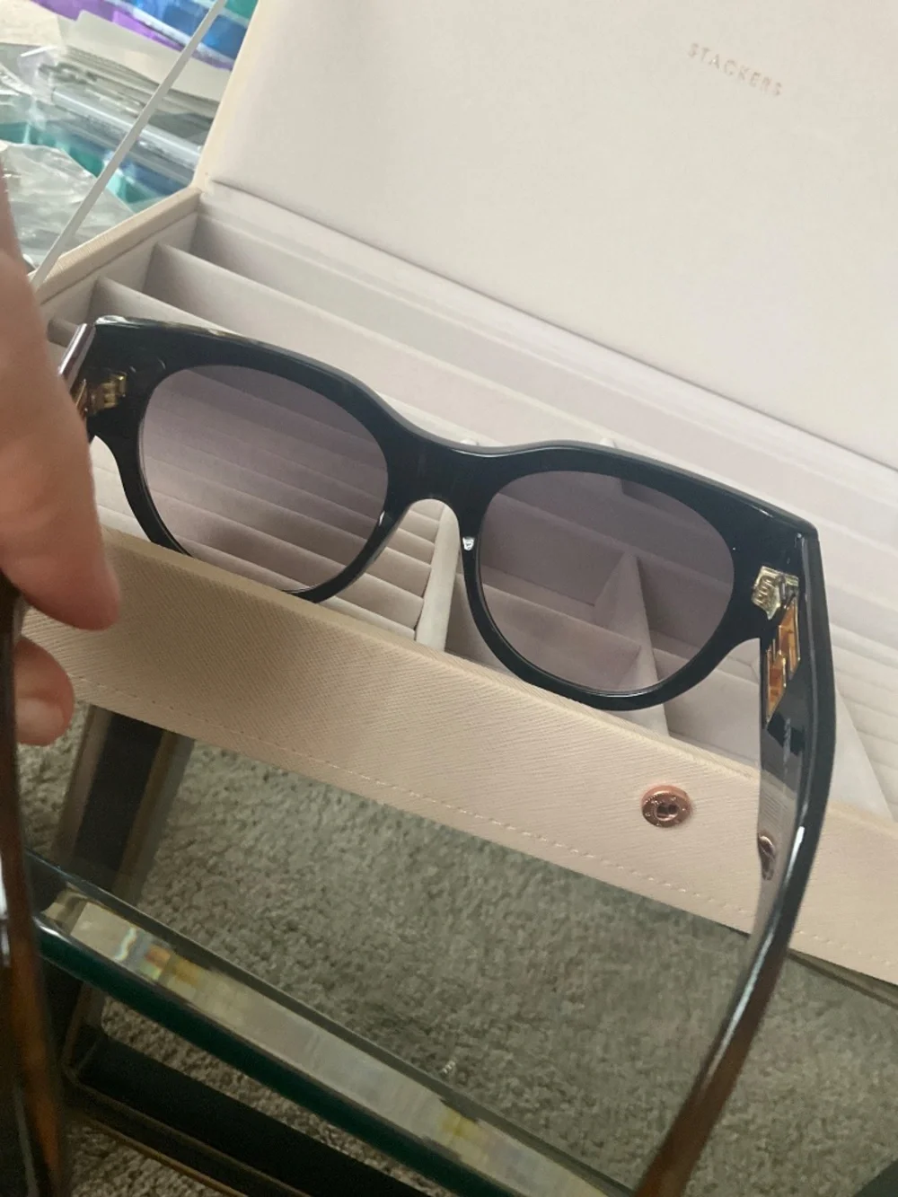 Fendi FE40147F Sunglasses